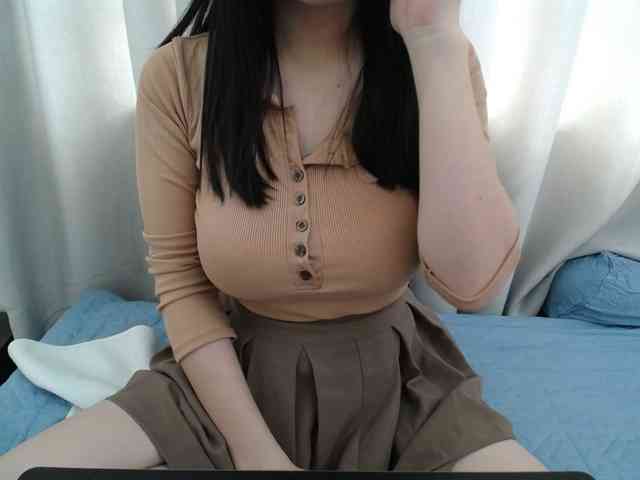 QueenHot92 webcam