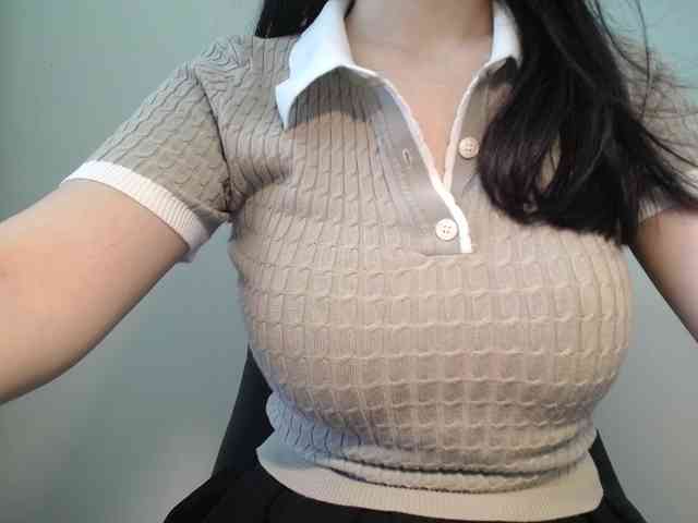 QueenHot92 webcam