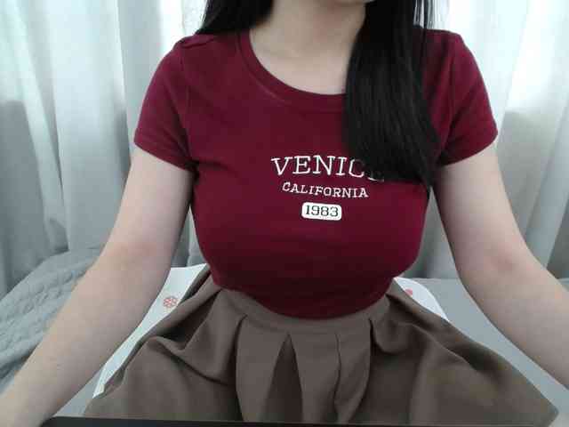 QueenHot92 webcam