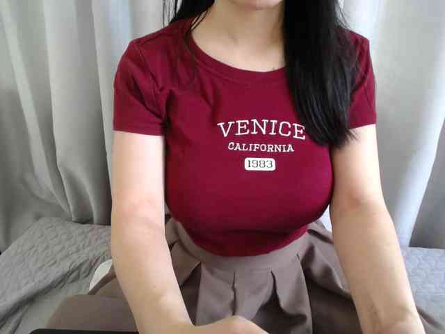 QueenHot92 webcam