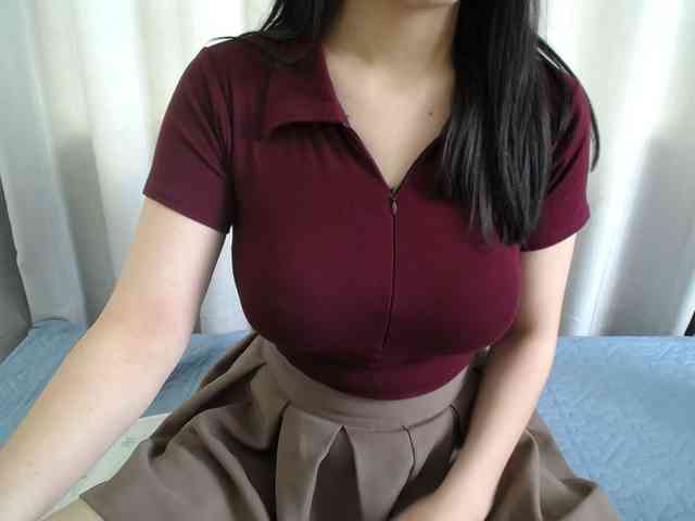QueenHot92 webcam
