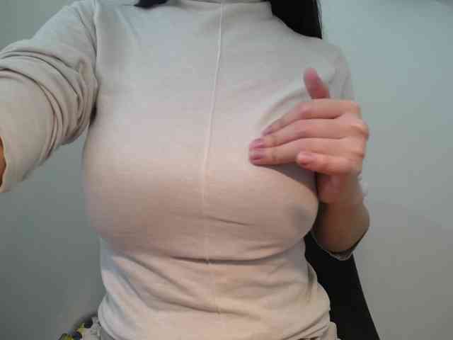 QueenHot92 webcam