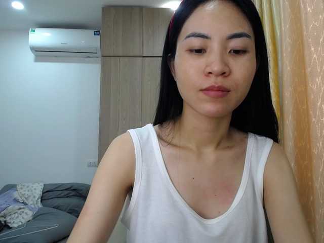 le modèle AsiaSweet91 est en webcam porno dans un show sur le site bongacams, il possède les tags suivants: Asian,Brunette,Trimmed
