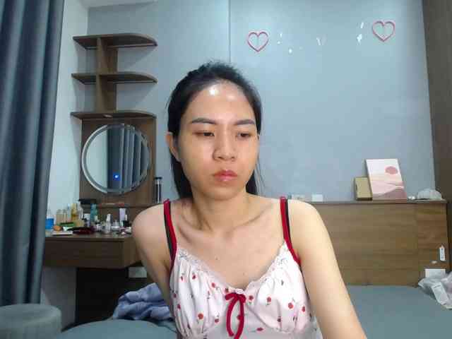 Group chat for 20 39 tokens, Full privates for 90 tokens, Privates for 60 8..., Asia Sexy Cam 2