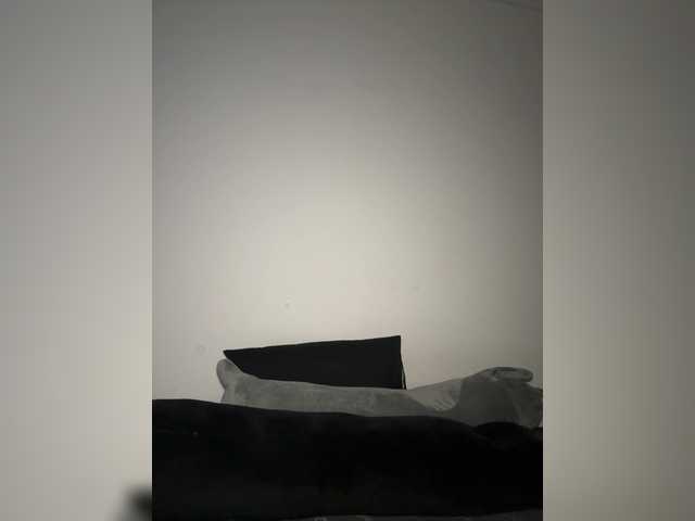 Sweetie19's BongaCams show and profile