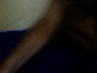 Sassy-Bella Porn Show