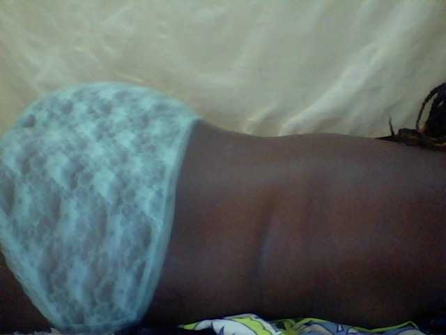 Sassy-Bella webcam bongacams model stream image