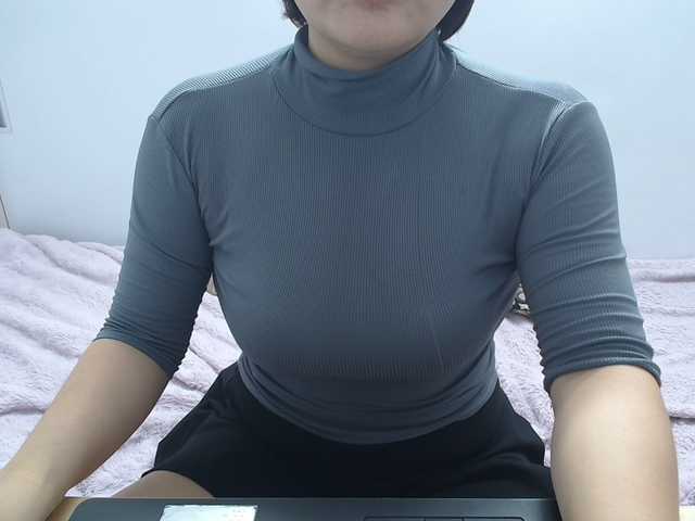 ElenaSex90's BongaCams show and profile