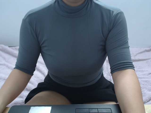 ElenaSex90's BongaCams show and profile