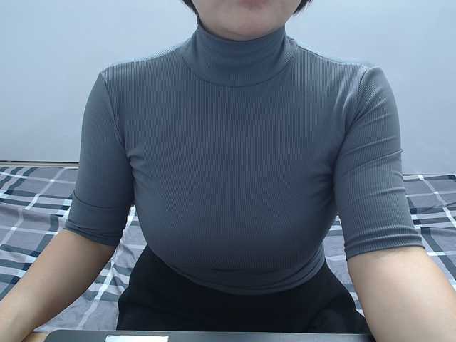 ElenaSex90's BongaCams show and profile