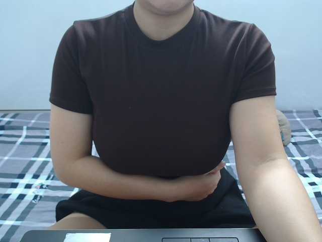 ElenaSex90's BongaCams show and profile