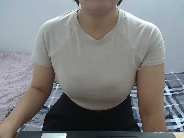 ElenaSex90's BongaCams show and profile