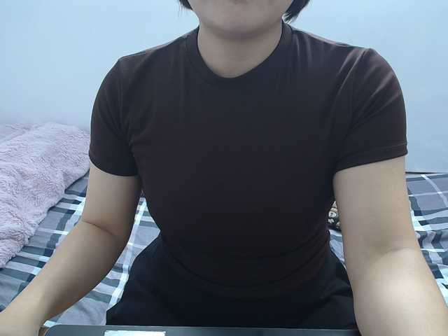 ElenaSex90's BongaCams show and profile