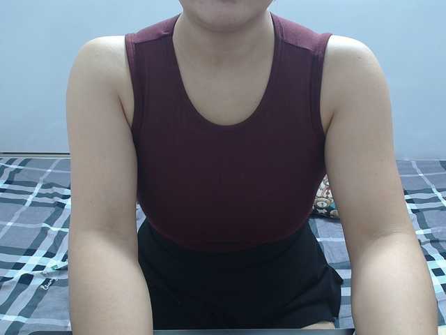 ElenaSex90's BongaCams show and profile