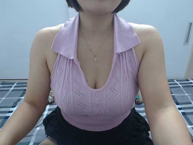 ElenaSex90's BongaCams show and profile
