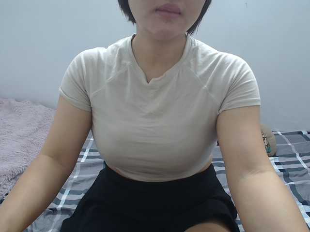 ElenaSex90's BongaCams show and profile