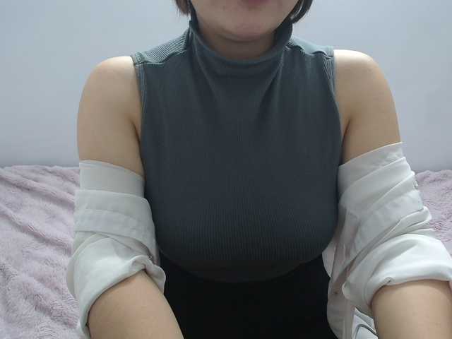 ElenaSex90's BongaCams show and profile