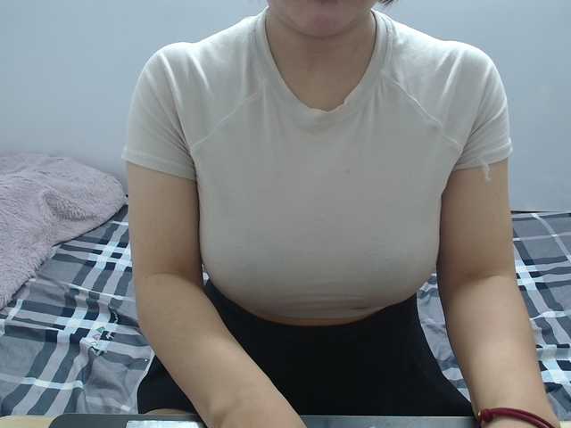 ElenaSex90's BongaCams show and profile