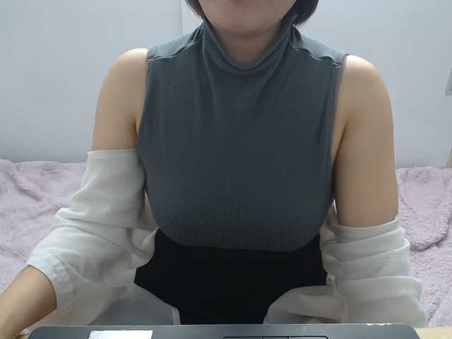 ElenaSex90's BongaCams show and profile