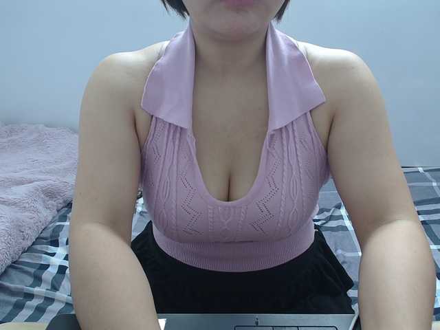 ElenaSex90's BongaCams show and profile