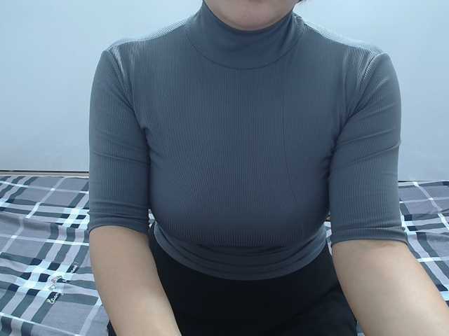 ElenaSex90's BongaCams show and profile