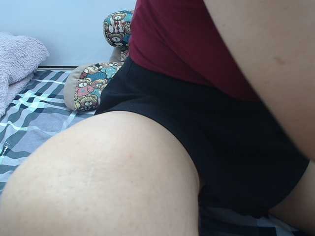 ElenaSex90's BongaCams show and profile