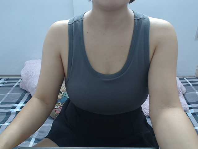 ElenaSex90's BongaCams show and profile