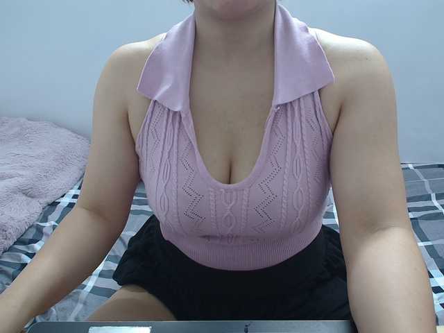 ElenaSex90's BongaCams show and profile