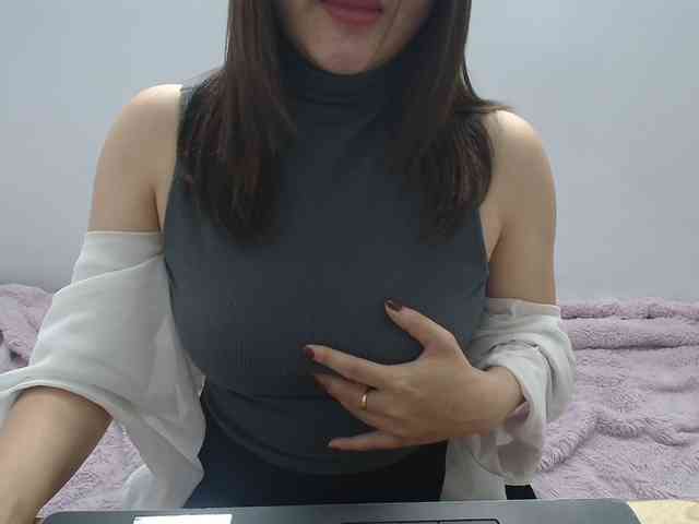 ElenaSex90 webcam