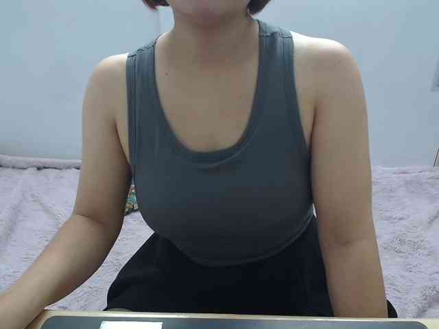 ElenaSex90 webcam