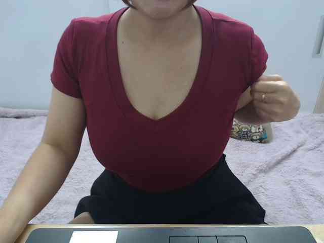 ElenaSex90 webcam