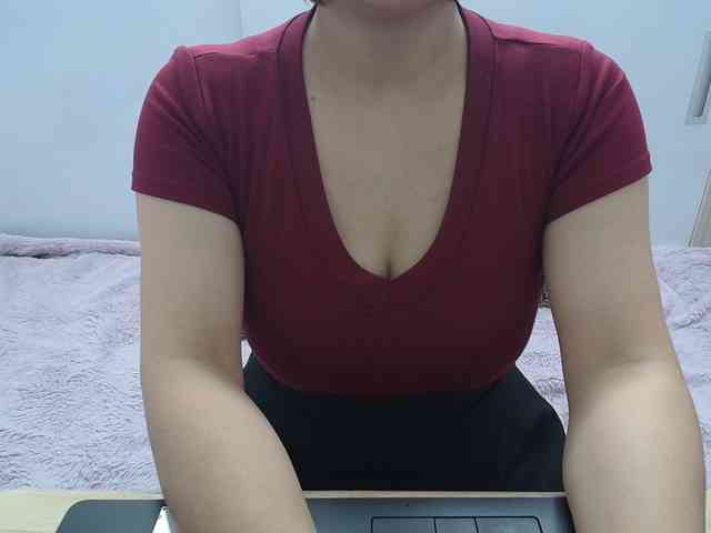 ElenaSex90 webcam