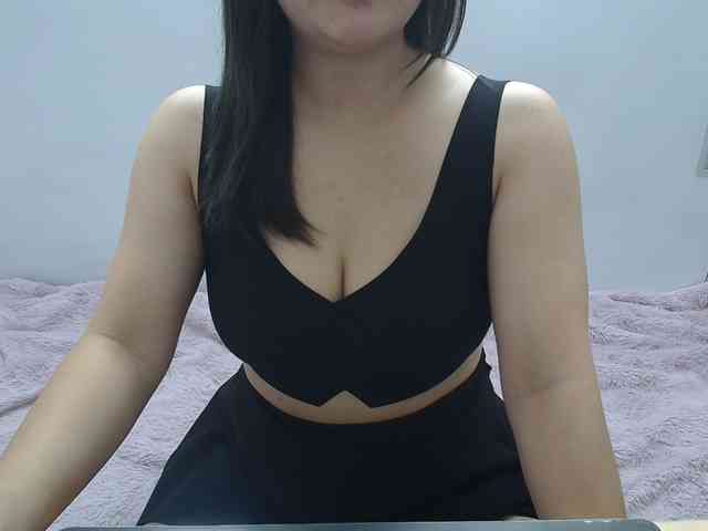 ElenaSex90 webcam