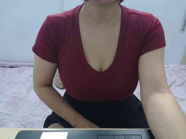 ElenaSex90 webcam