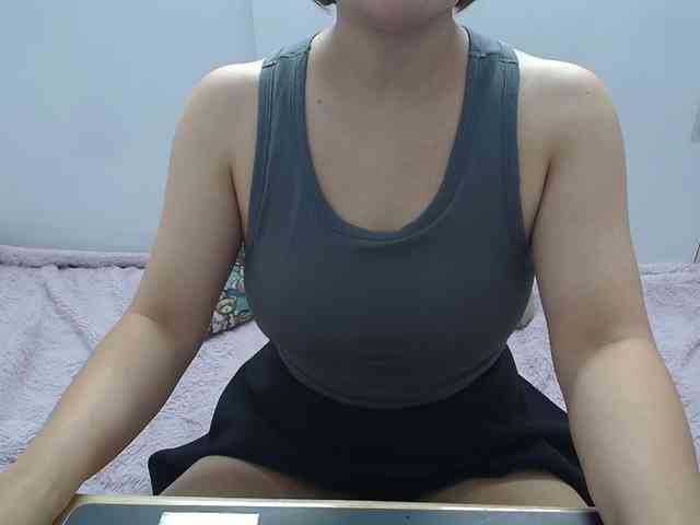 ElenaSex90 webcam