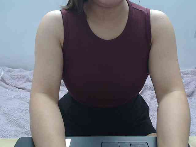 ElenaSex90 webcam