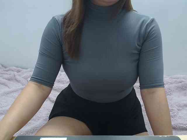 ElenaSex90 webcam