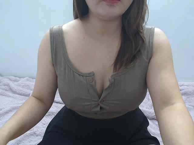 ElenaSex90 webcam