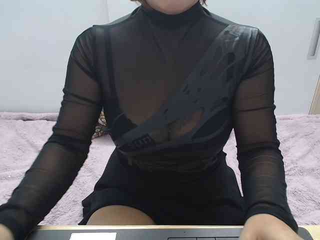 ElenaSex90 webcam