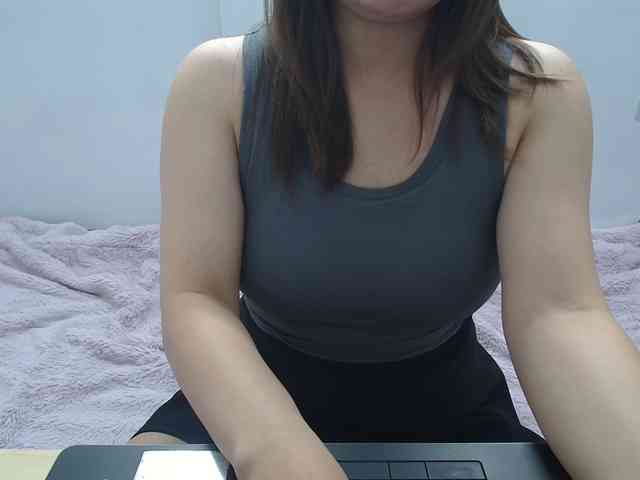 ElenaSex90 webcam