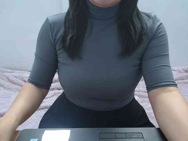 ElenaSex90 webcam