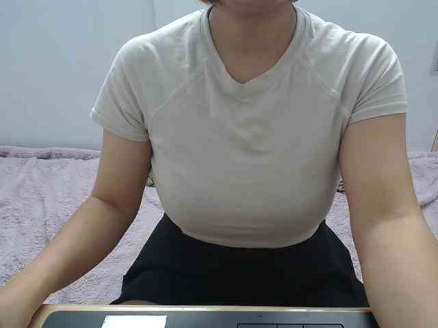 ElenaSex90 webcam