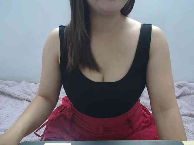 ElenaSex90 webcam