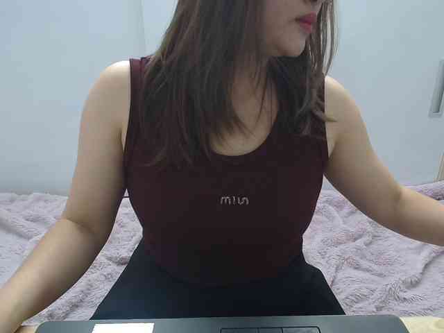 ElenaSex90 webcam