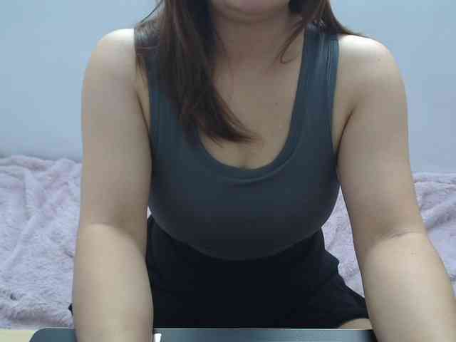 ElenaSex90 webcam