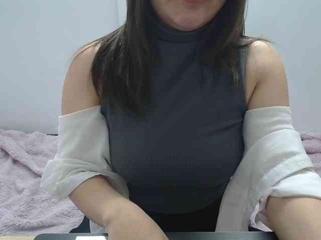 ElenaSex90 webcam