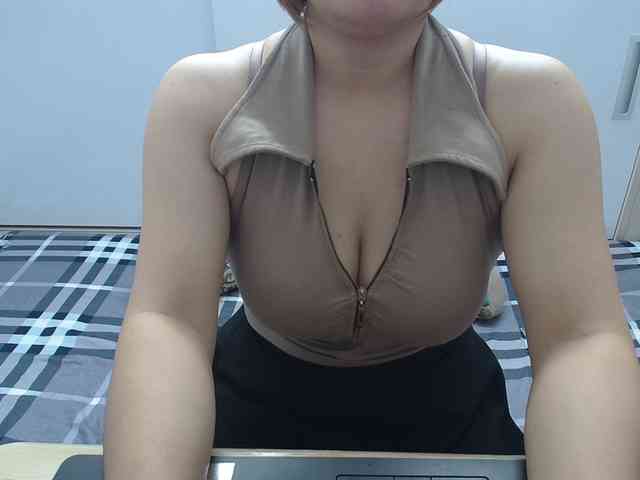 ElenaSex90 webcam