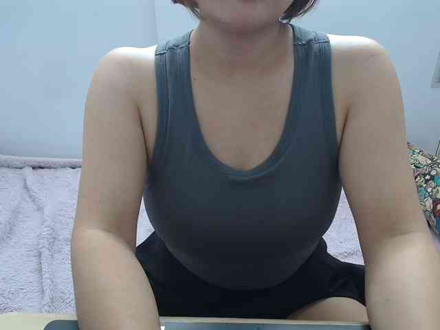 ElenaSex90 webcam