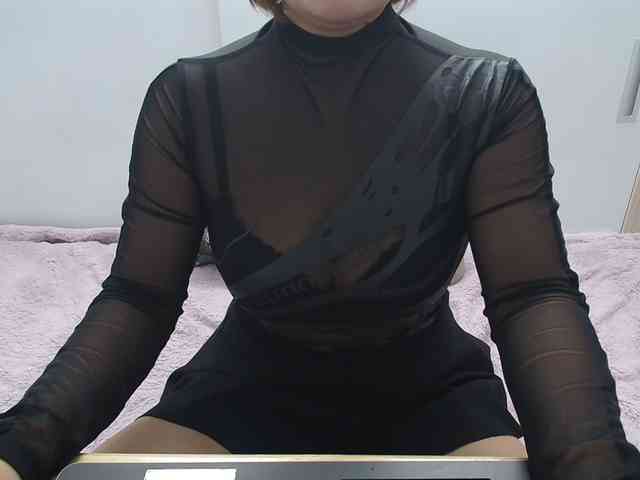 ElenaSex90 webcam