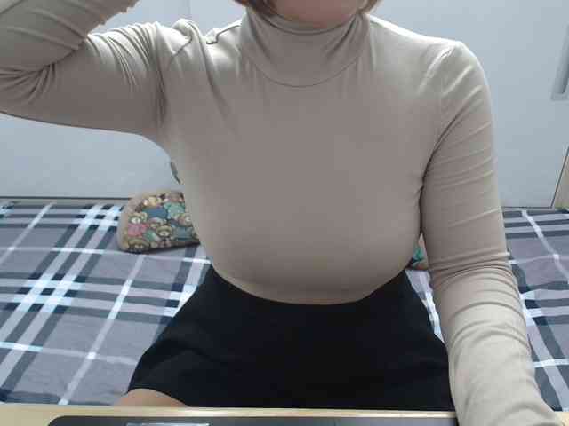 ElenaSex90 webcam